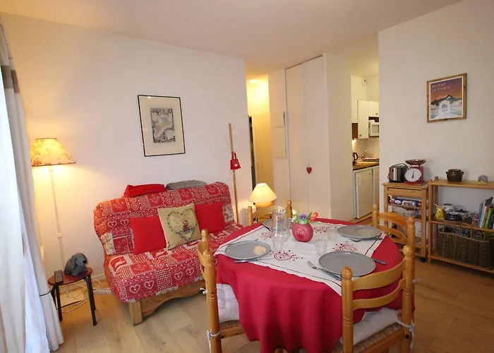 Luchon : 2ch, Parking Prev, Animaux Ok - Fr-1-313-248 Апартаменты Bagneres-de-Luchon